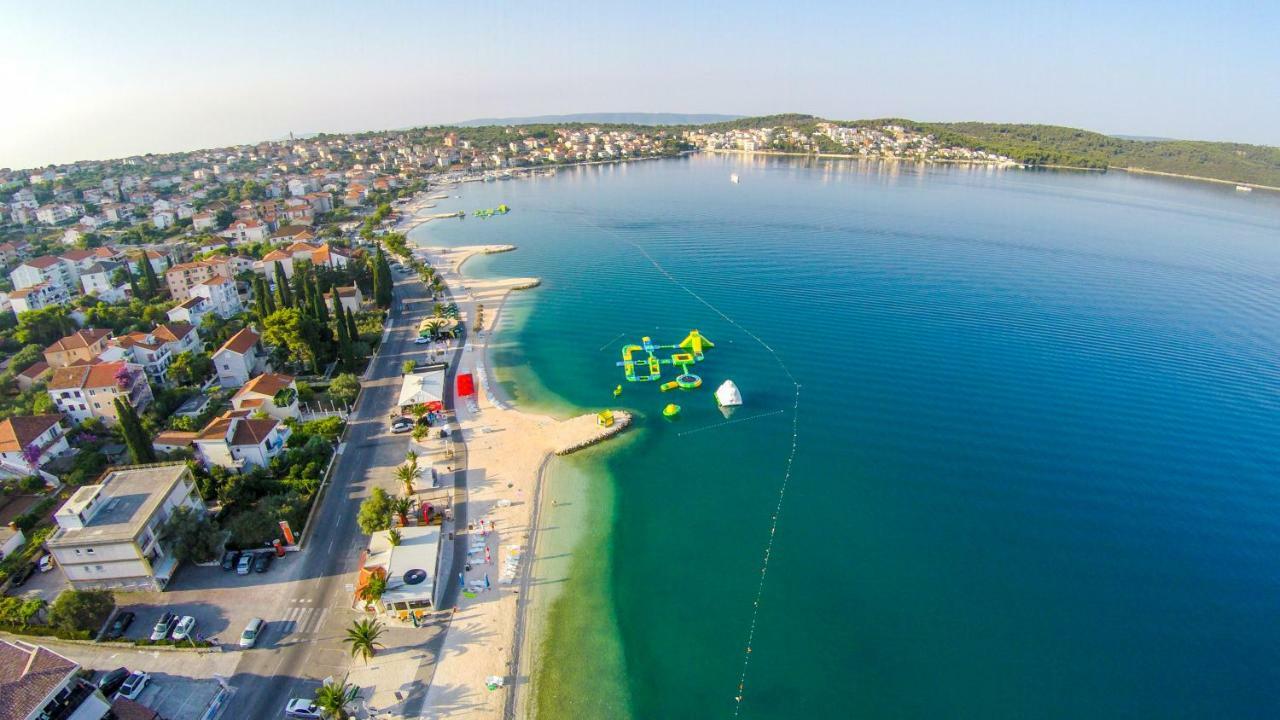 Villa Klaudia Трогир Экстерьер фото